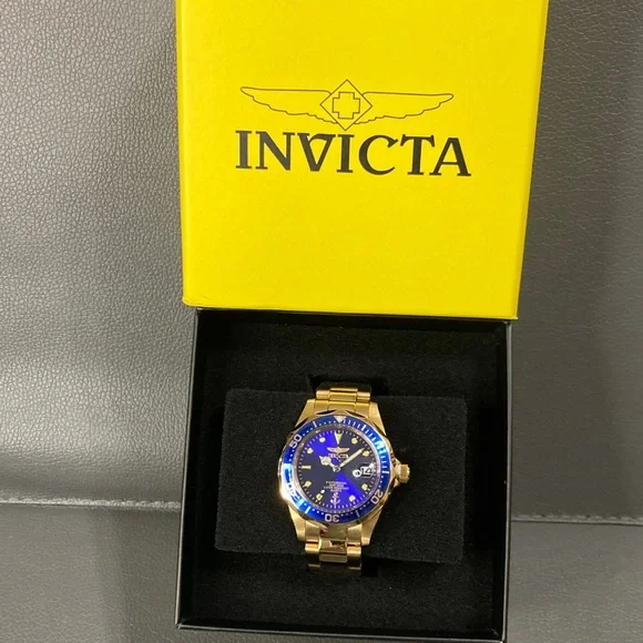 Invicta Men's Watch
- 38mm, Gold (47673) - Picture 2 of 6